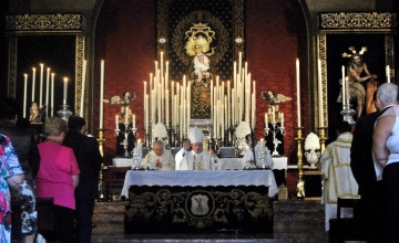 FUNCIÓN SOLEMNE, PRESENTACIÓN DE LA PAPELETA DE SITIO Y DEL CARTEL DEL SOLEMNE PONTIFICAL